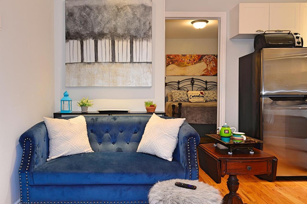 Ottawa Downtown Executive Apartment Retreat With Private Balcony Near Bank Street - Sleep Max 2 Bagian luar foto