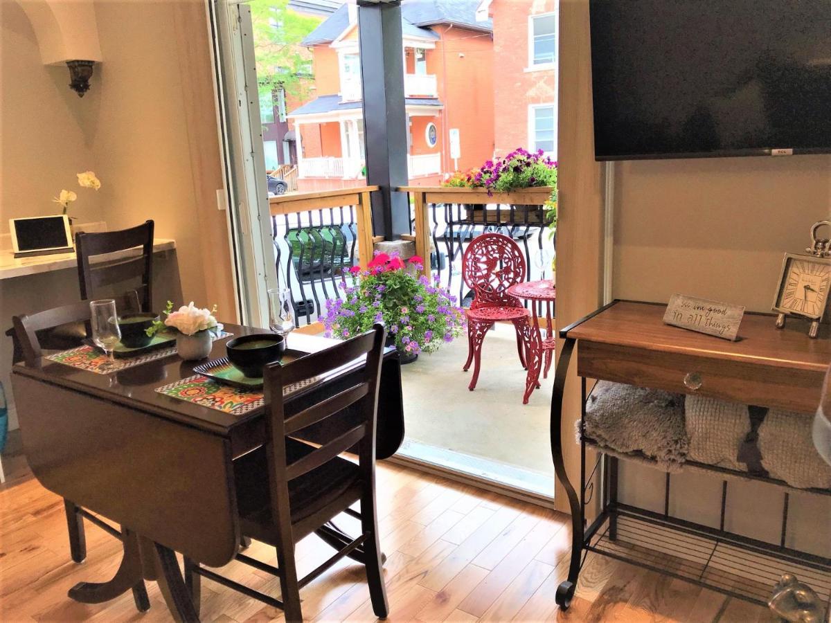 Ottawa Downtown Executive Apartment Retreat With Private Balcony Near Bank Street - Sleep Max 2 Bagian luar foto