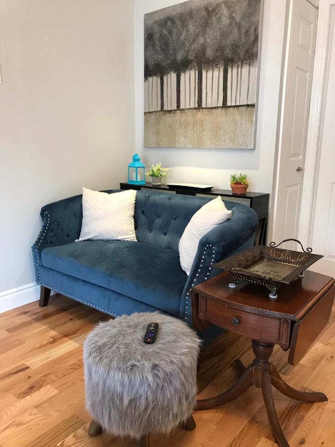 Ottawa Downtown Executive Apartment Retreat With Private Balcony Near Bank Street - Sleep Max 2 Bagian luar foto